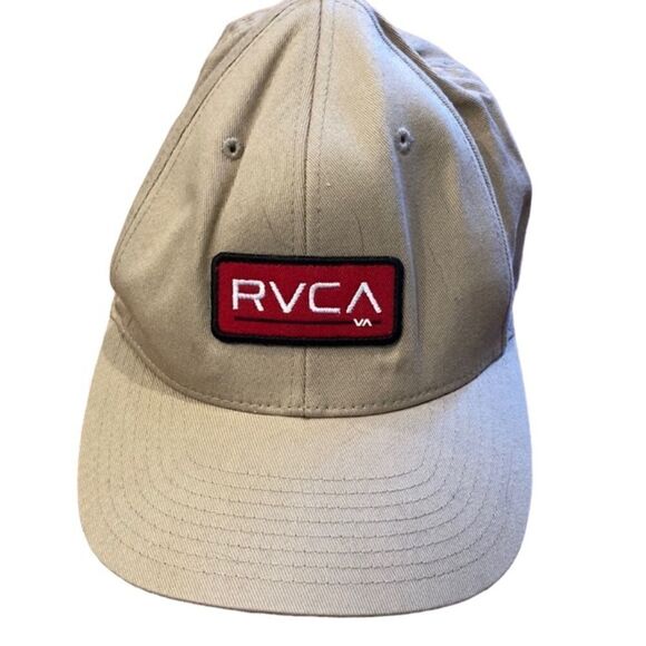 RVCA flex fit baseball cap with red logo on front - Picture 1 of 7